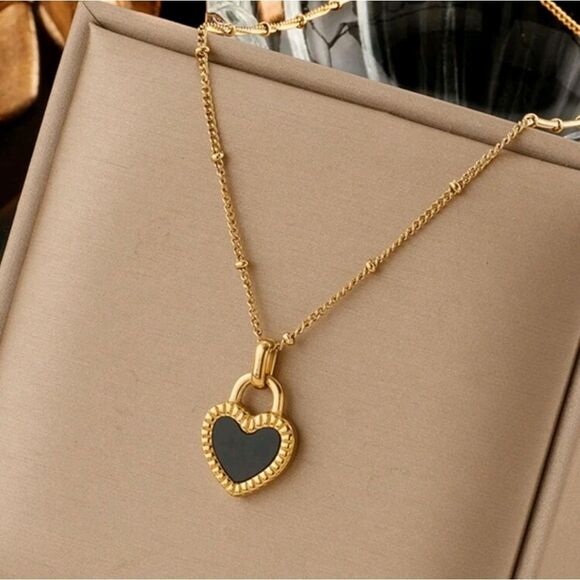 Elegant Black & White Double-Sided Heart Pendant Necklace - Picture 5 of 5